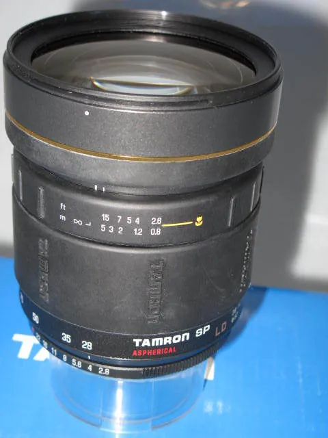 Tamron SP 28-105 mm f/ 2.8 LD Aspherical IF Adaptall-2 model 176A