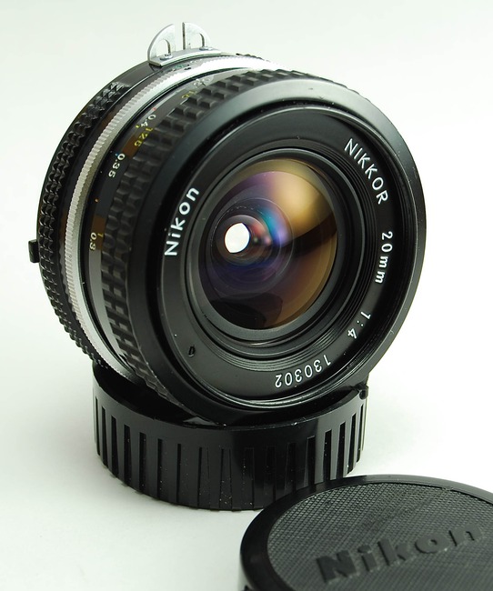 Nikon Nikkor 20 mm f/ 4