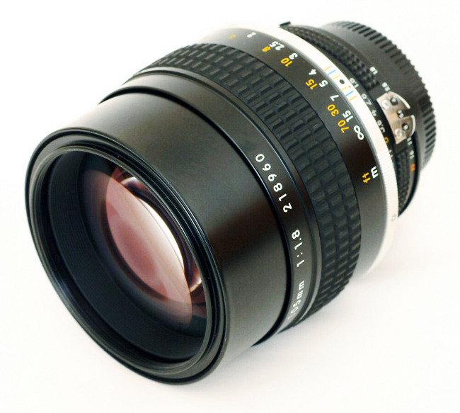 Nikon Nikkor 105 mm f/ 1.8 Ai-S