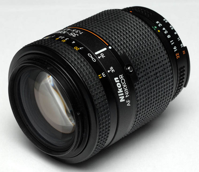 Nikon AF Nikkor 35-105 mm f/ 3.5-4.5 (II)