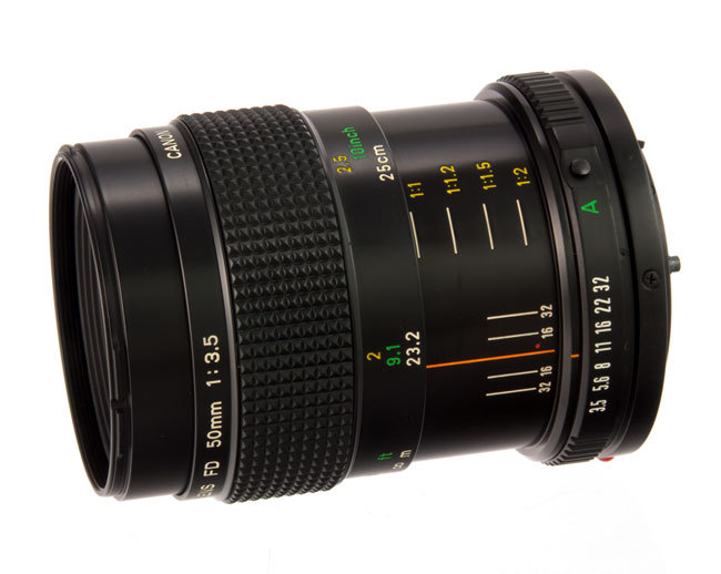 Canon FDn 50 mm f/ 3.5 Macro