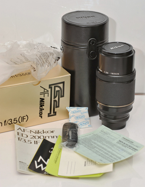 Nikon AF Nikkor 200 mm f/ 3.5 ED IF
