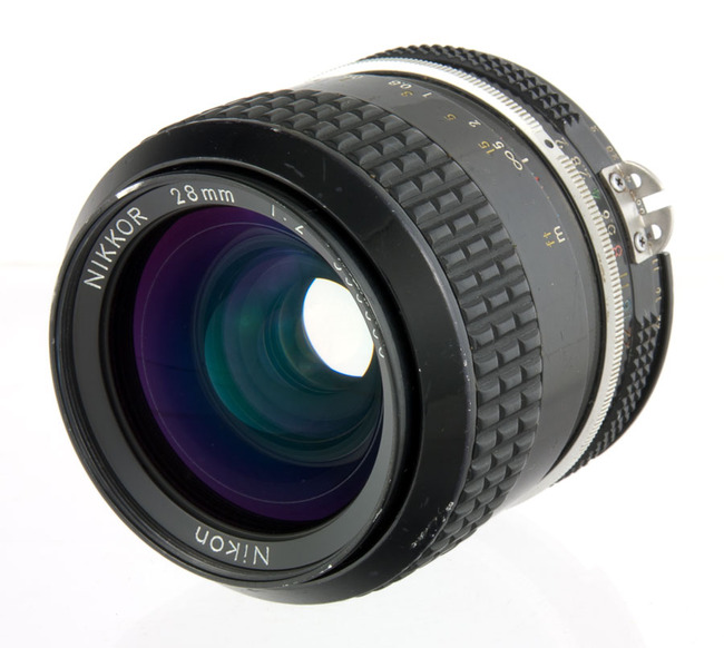 Nikon Nikkor 28 mm f/ 2 Ai