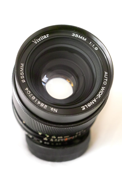 Vivitar 35 mm f/ 1.9 (Komine)