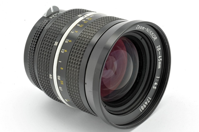 Nikon Nikkor 28-45 mm f/ 4.5 non-Ai