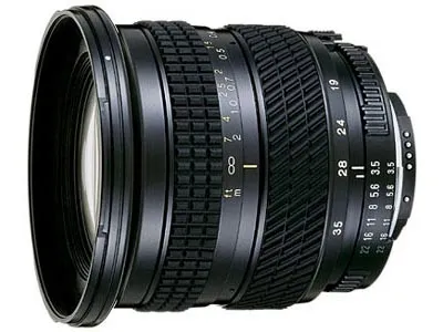 Tokina AF 193 19-35 mm f/ 3.5-4.5