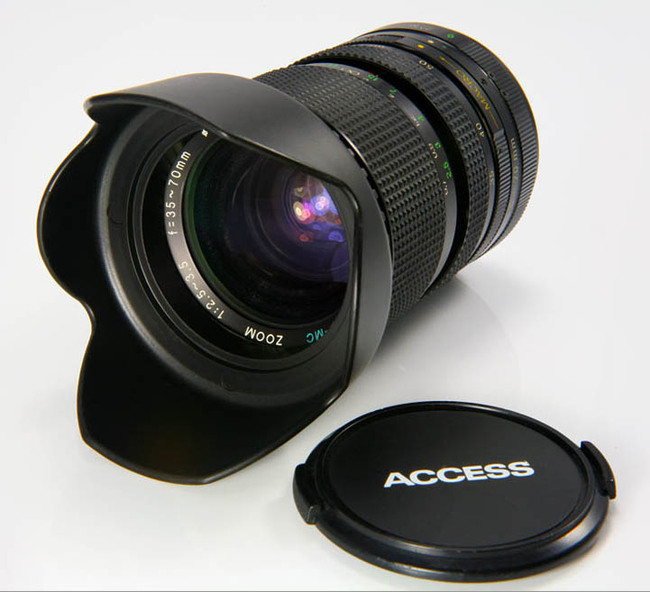 Access P-MC 35-70 mm f/ 2.5-3.5