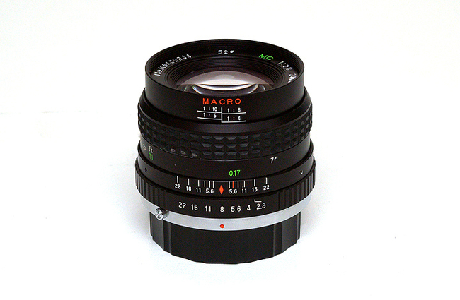 Starblitz 24 mm f/ 2.8