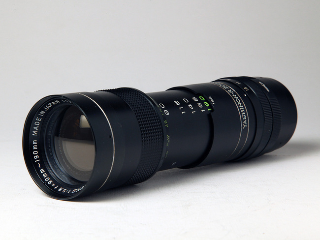 Yashica Yashinon-R 90-190 mm f/ 5.8