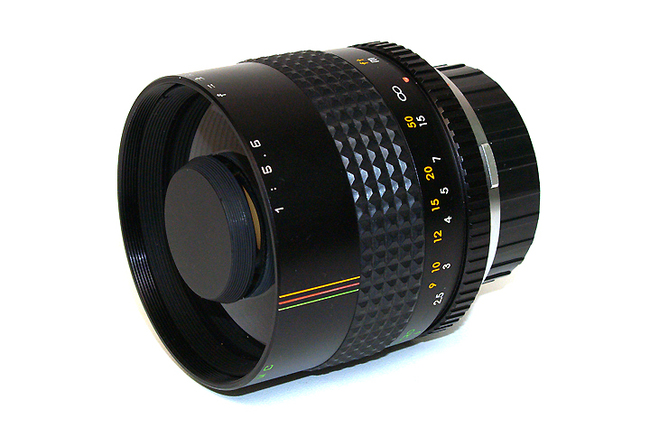Makinon 300 mm f/ 5.6 Reflex