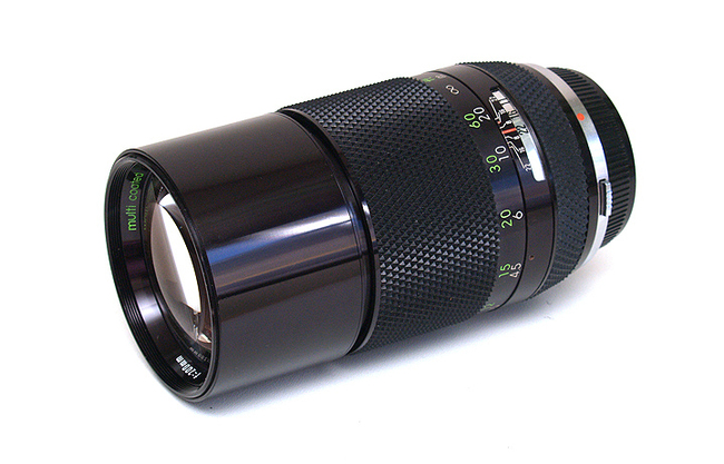 Chinon 200 mm f/ 3.5 MC
