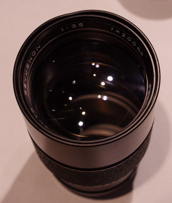 Revuenon Auto 200 mm f/ 3.5