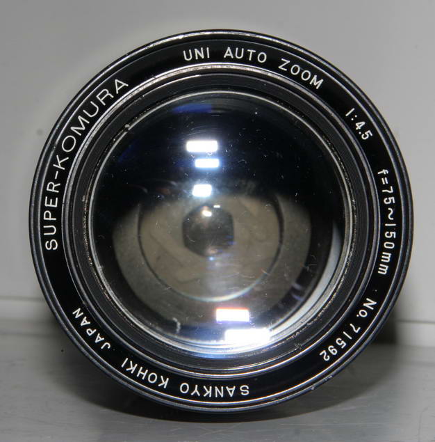 Super Komura Uni-Auto Zoom 75-150 mm f/ 4.5