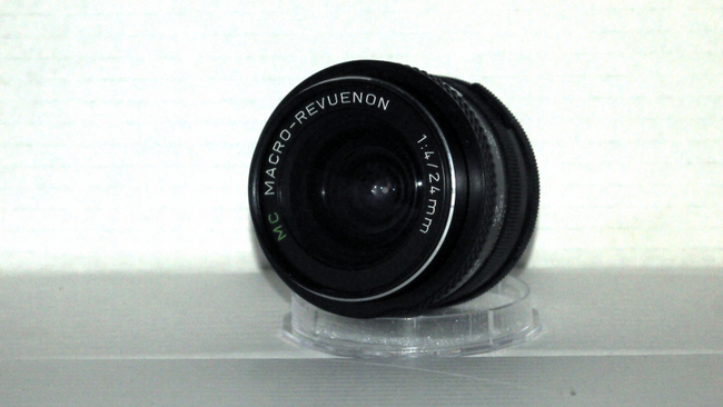 Macro-Revuenon 24 mm f/ 4
