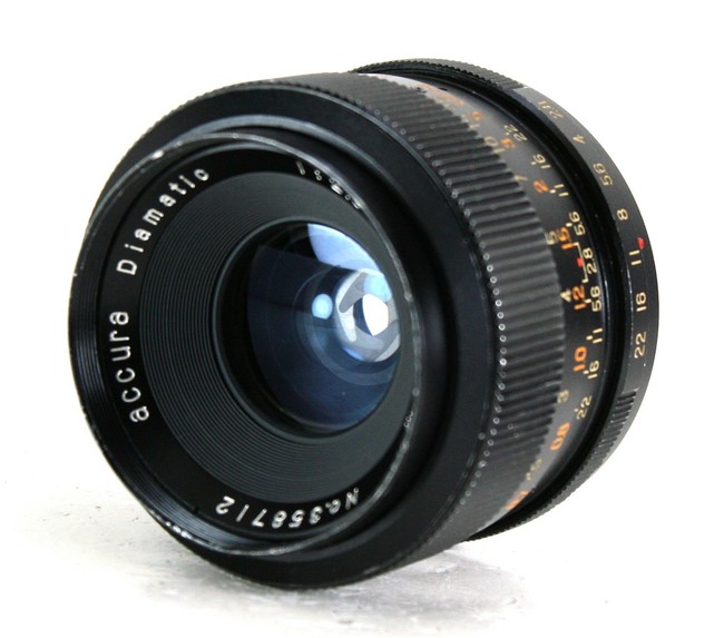 Accura Diamatic 35 mm f/ 2.8