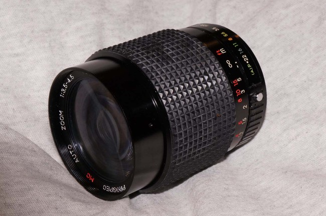 ProSpec 28-70 mm f/ 3.5-4.5 MC auto zoom