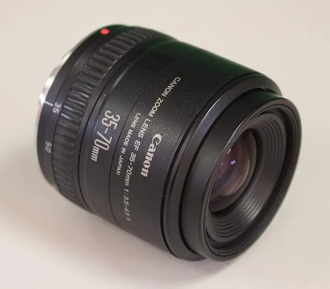 Canon EF 35-70 mm f/ 3.5-4.5 A