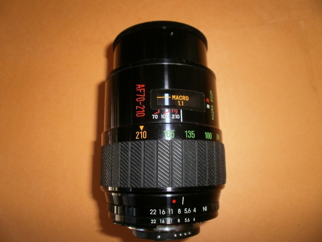 Sakar AF 70-210 mm f/ 4-5.6 Macro
