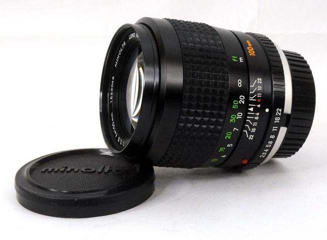 Minolta MC Tele Rokkor-PF 100 mm f/ 2.5
