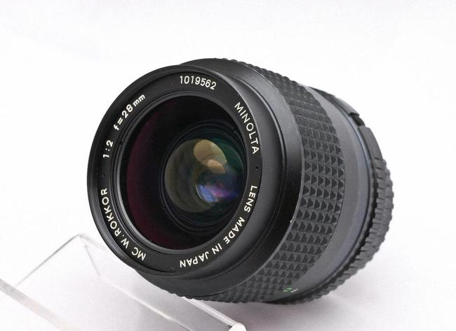 Minolta MC W.Rokkor 28 mm f/ 2.0