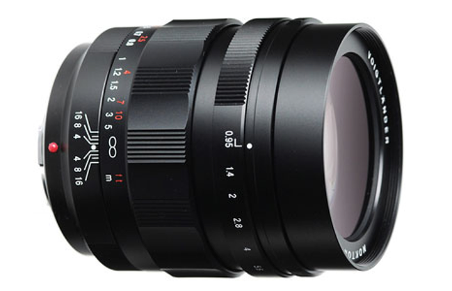 Voigtlander Nokton 42.5 mm f/ 0.95