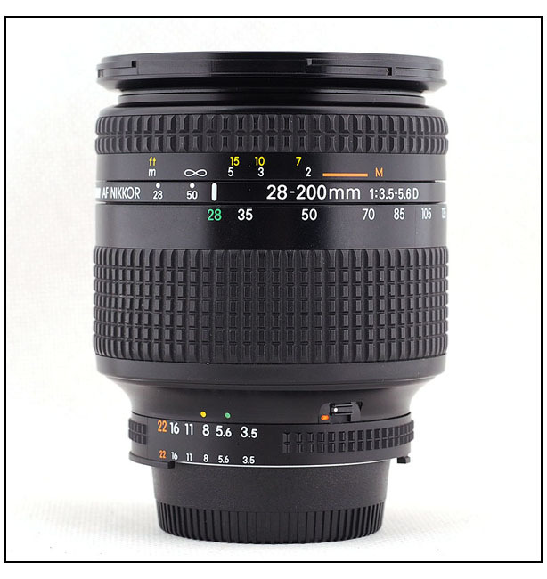 Nikon AF Nikkor 28-200 mm f/ 3.5-5.6 D