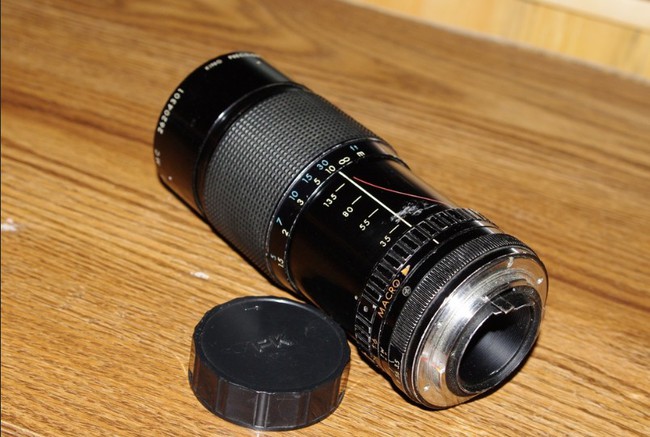 Kiron 35-135 mm f/ 3.5-4.5 MC