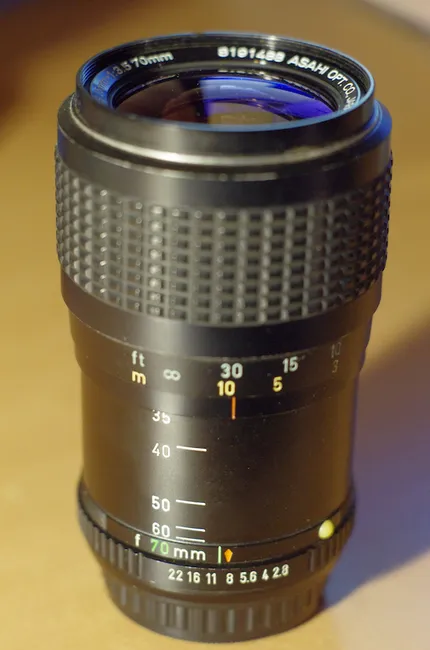 SMC Pentax-M 35-70 mm f/ 2.8-3.5