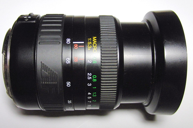 Exakta AF 28-80 mm f/ 3.5-5.6 MC Macro