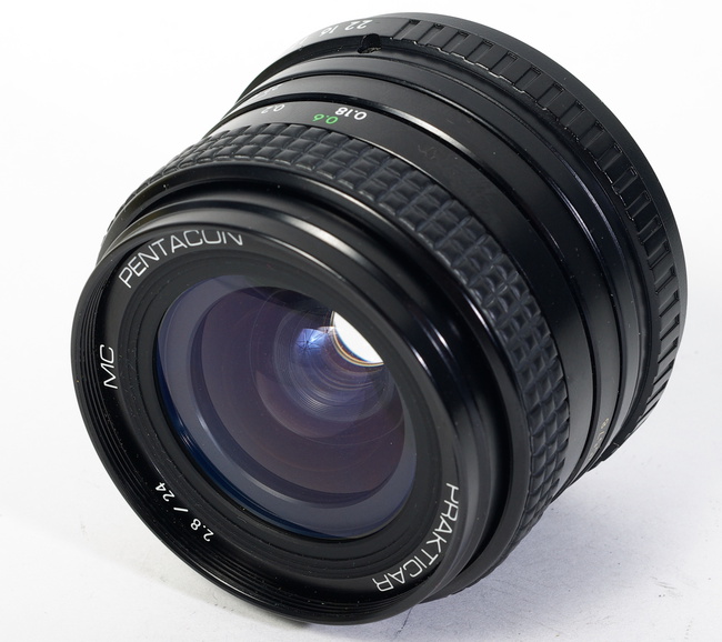 Prakticar 24 mm f/ 2.8 MC