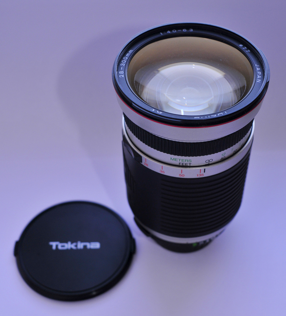 Tokina AF 28-300 mm f/ 4.0-6.3 EMZ