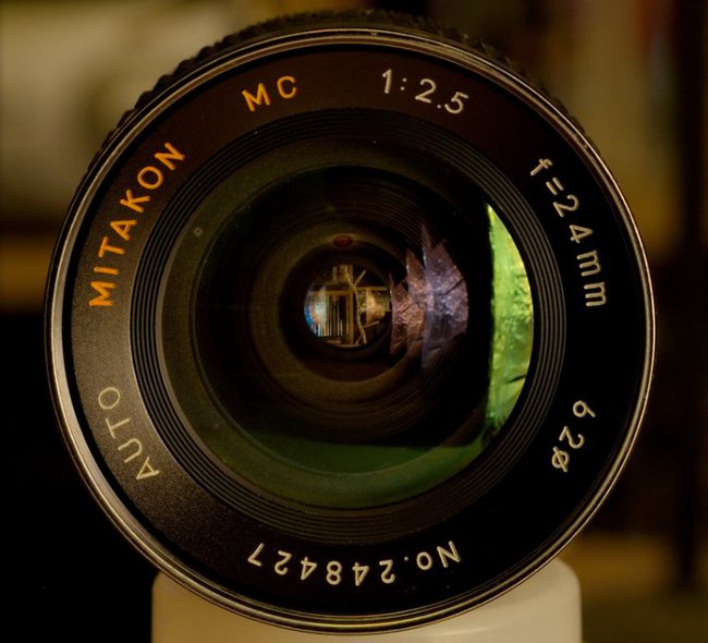 Mitakon 24 mm f/ 2.8 MC Auto