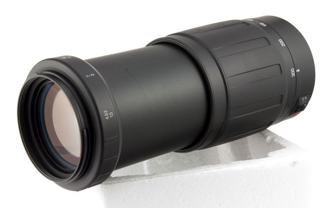 Tamron 100-300 mm f/ 5-6.3 186D
