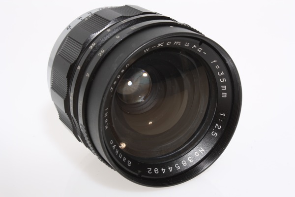W-Komura 35 mm f/ 2.5