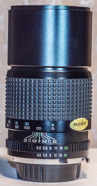 Tokina 200 mm f/ 3.5 RMC