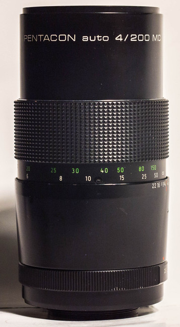 Pentacon 200 mm f/ 4.0 Auto MC (6 blades)