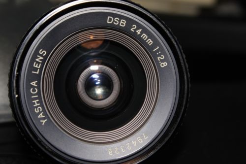 Yashica DSB 24 mm f/ 2.8