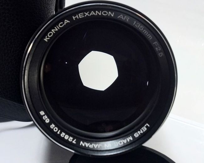Konica Hexanon AR 135 mm f/ 2.5