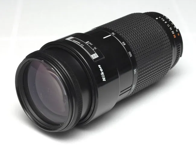 Nikon AF Nikkor 70-210 mm f/ 4