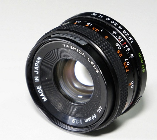 Yashica ML 50 mm f/ 1.9
