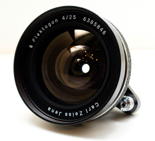 Carl Zeiss Jena Q1 Flektogon 25 mm f/ 4