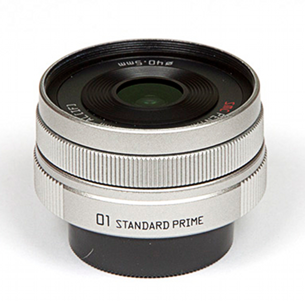 Pentax Q 8.5 mm f/ 1.9 Standard Prime (01)