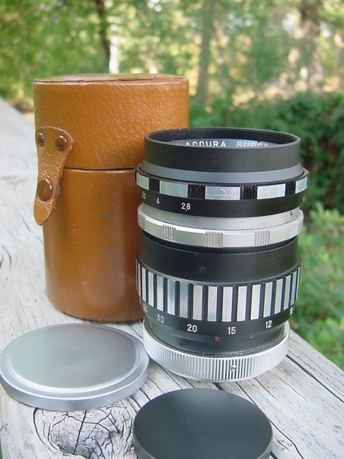 Accura 135 mm f/ 2.8 Supertel Tc