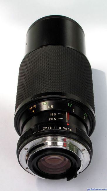 Vivitar 75-205 mm f/ 3.8 MC Macro Focusing Zoom (Kiron)