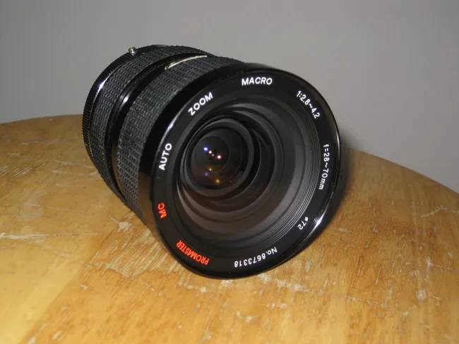 Promaster 28-70 mm f/ 2.8-4.2 MC