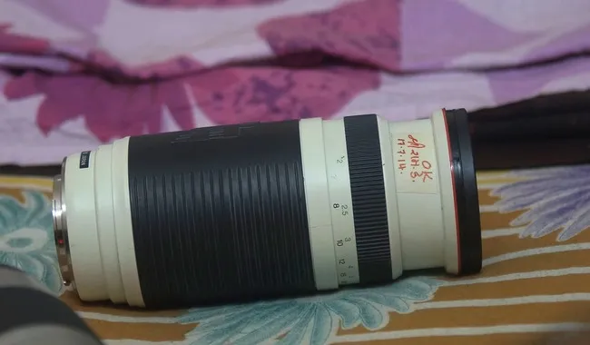 Vivitar 100-400 mm f/ 4.5-6.7