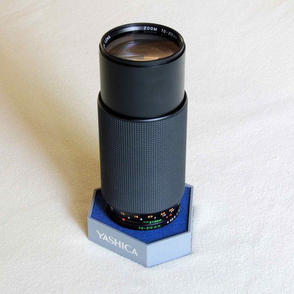 Yashica ML 70-210 mm f/ 4