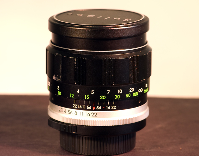 Soligor 100 mm f/ 2.8 Auto