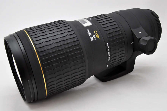 Sigma AF 100-300 mm f/ 4 D EX IF APO