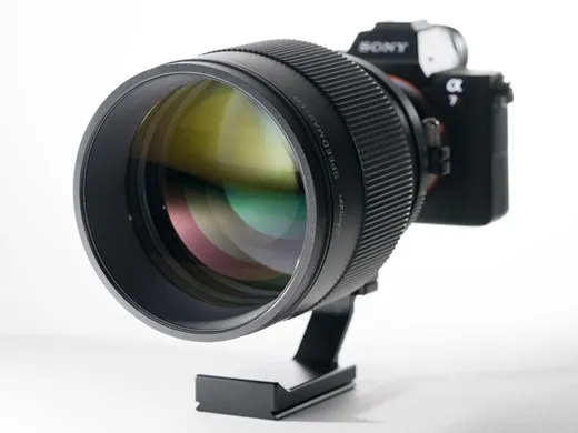 Zhongyi Mitakon Speedmaster 135 mm f/ 1.4